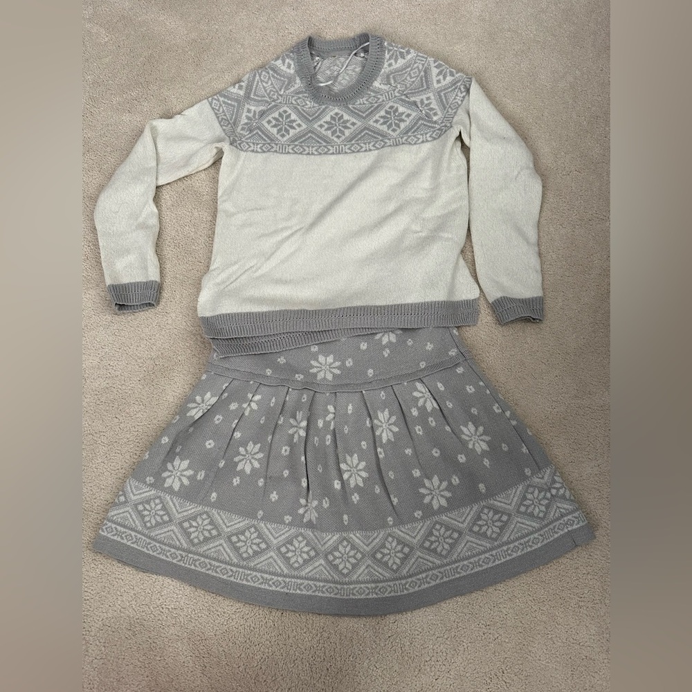 Princess Vera Wang Sweater Set